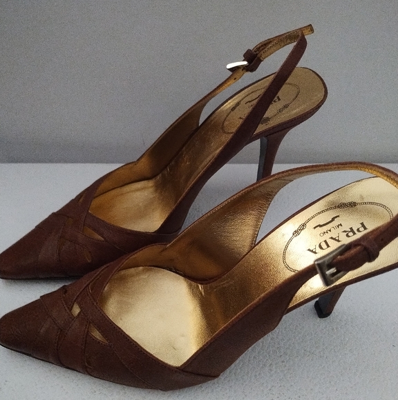 PRADA SLINGBACK PUMP'S - Picture 1 of 13